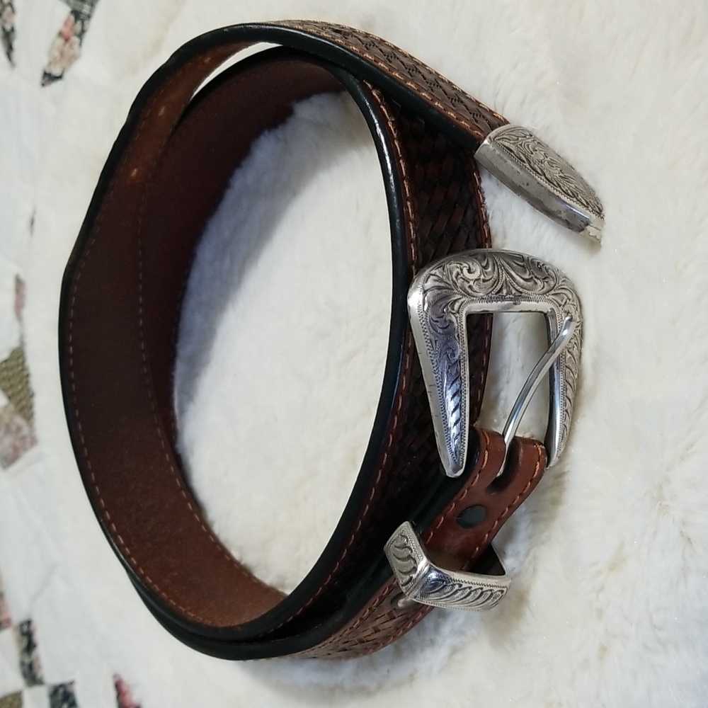 Genuine leather belt